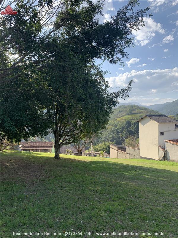 Terreno a Venda no Penedo em Itatiaia