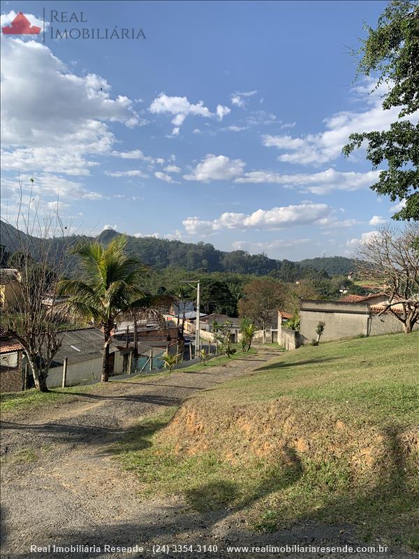 Terreno a Venda no Penedo em Itatiaia