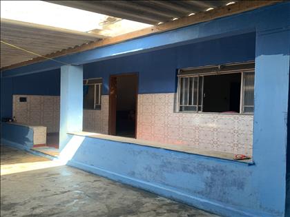 Casa à Venda