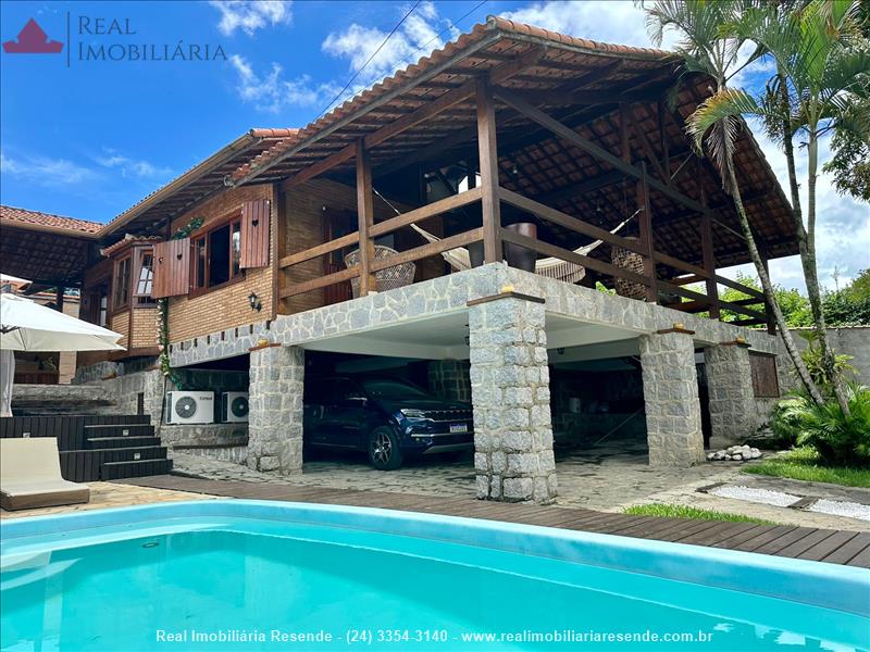 Casa a Venda no Jardim Martineli em Itatiaia