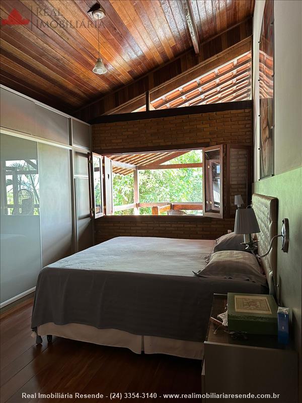 Casa a Venda no Jardim Martineli em Itatiaia