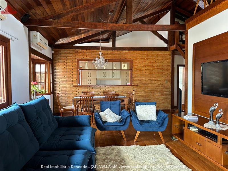 Casa a Venda no Jardim Martineli em Itatiaia