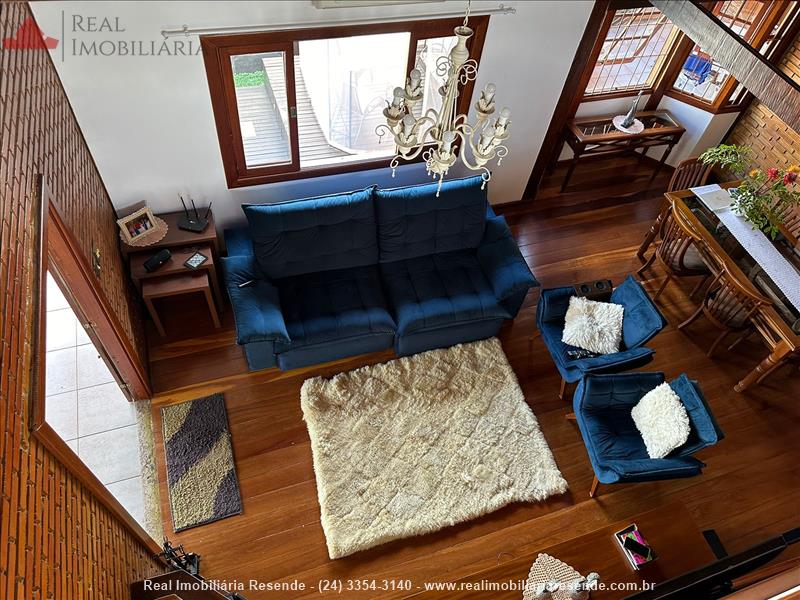Casa a Venda no Jardim Martineli em Itatiaia