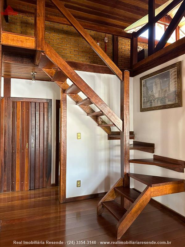 Casa a Venda no Jardim Martineli em Itatiaia
