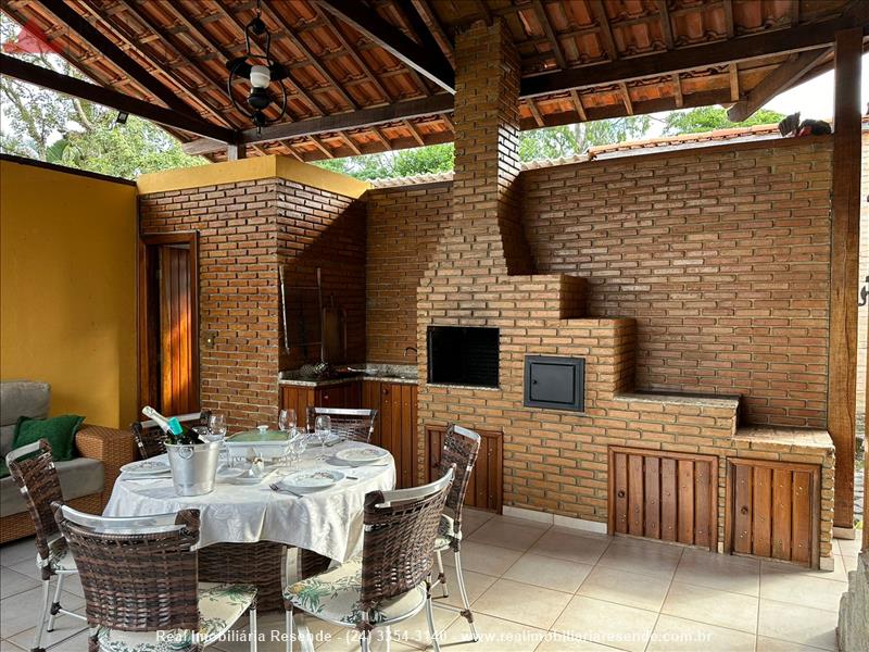 Casa a Venda no Jardim Martineli em Itatiaia