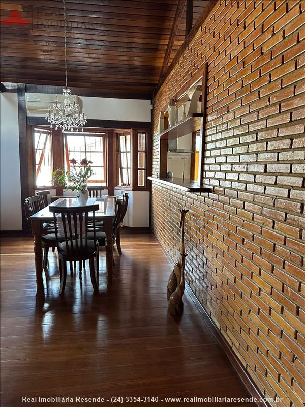 Casa a Venda no Jardim Martineli em Itatiaia