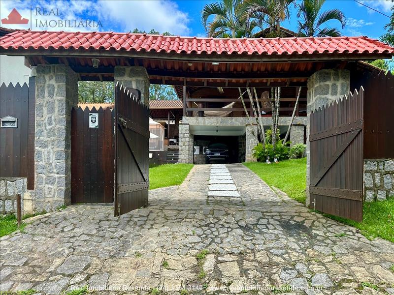 Casa a Venda no Jardim Martineli em Itatiaia