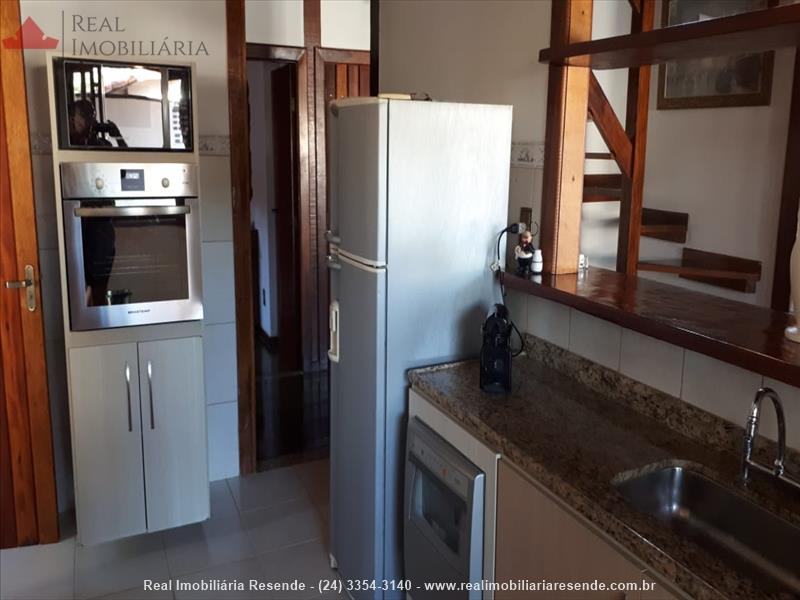 Casa a Venda no Jardim Martineli em Itatiaia