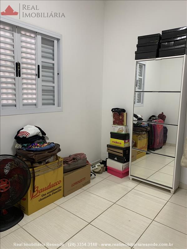 Casa a Venda no Jardim D'Oeste em Resende