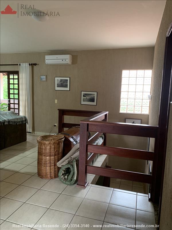 Casa a Venda no Morada da Colina I II III em Resende