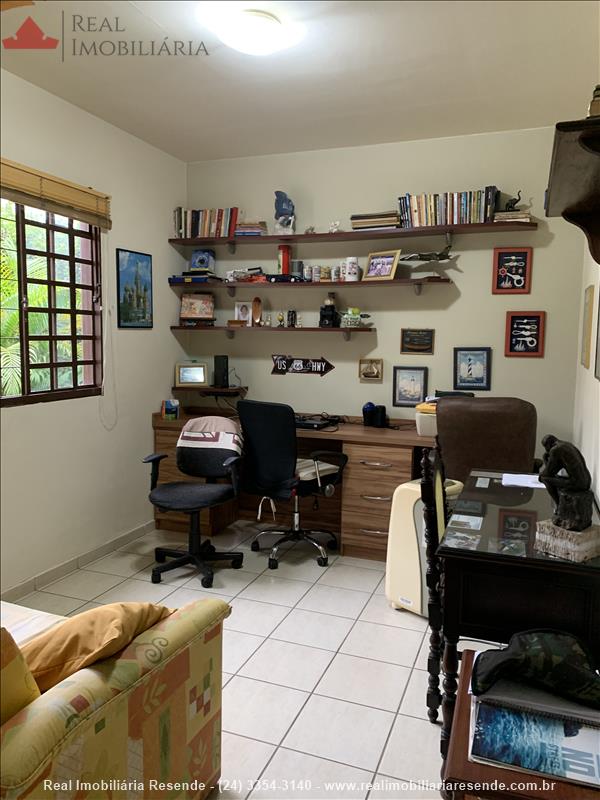 Casa a Venda no Morada da Colina I II III em Resende