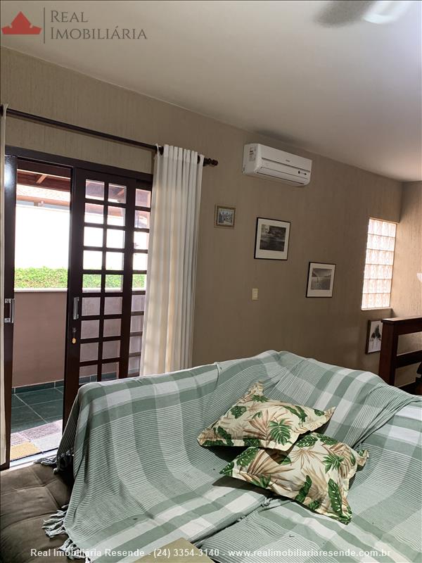 Casa a Venda no Morada da Colina I II III em Resende