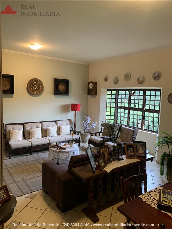 Casa a Venda no Morada da Colina I II III em Resende