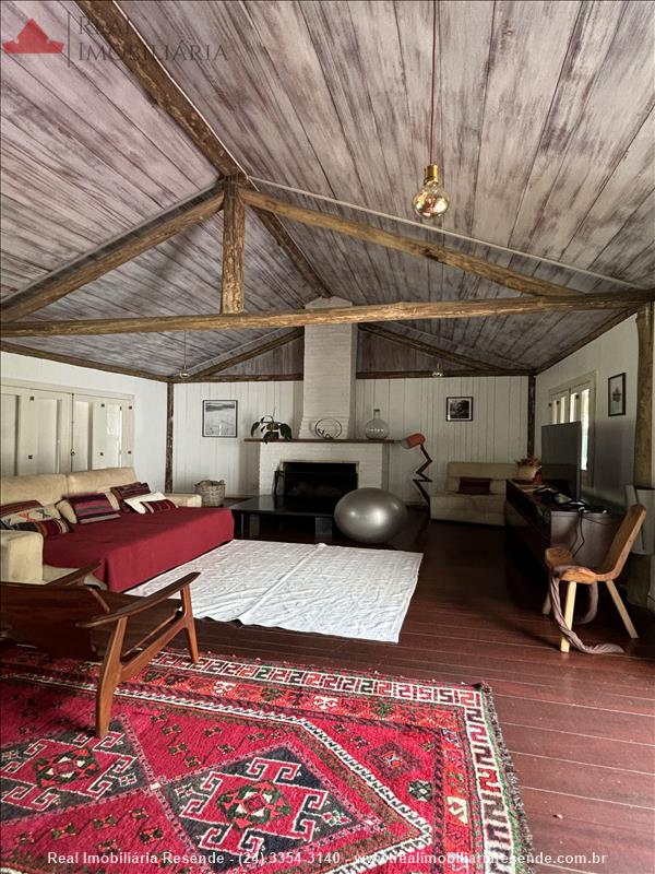 Casa a Venda no Centro em Visconde de Mauá (Resende)