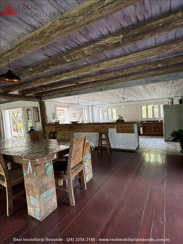 Casa a Venda no Centro em Visconde de Mauá (Resende)