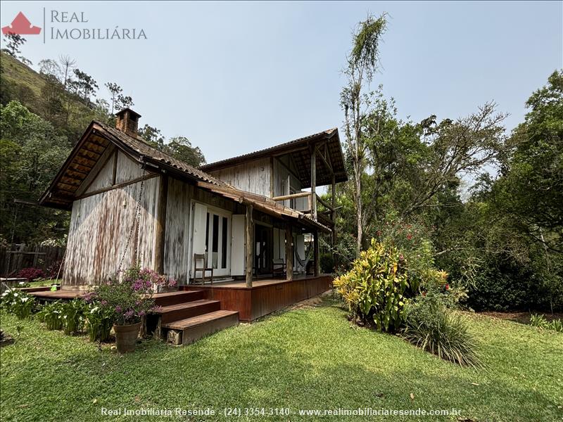 Casa a Venda no Centro em Visconde de Mauá (Resende)