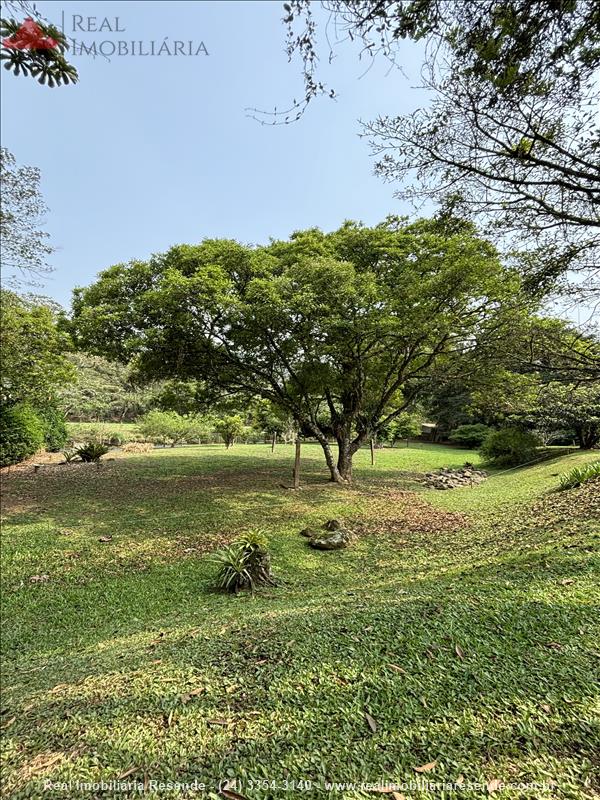 Casa a Venda no Centro em Visconde de Mauá (Resende)