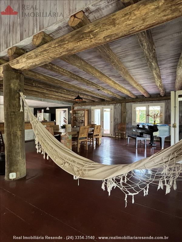 Casa a Venda no Centro em Visconde de Mauá (Resende)