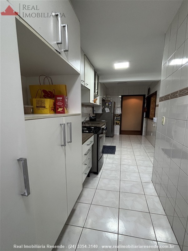 Cobertura a Venda no Centro em Resende