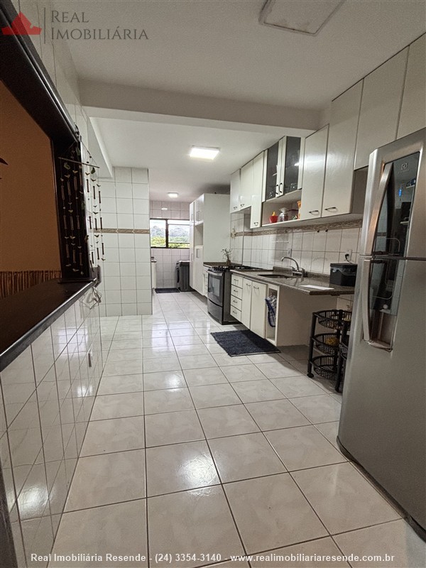 Cobertura a Venda no Centro em Resende