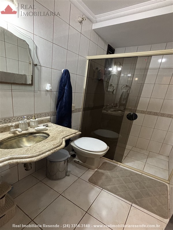 Cobertura a Venda no Centro em Resende