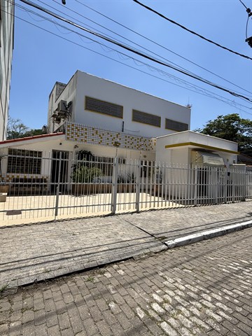 Casa comercial à Venda