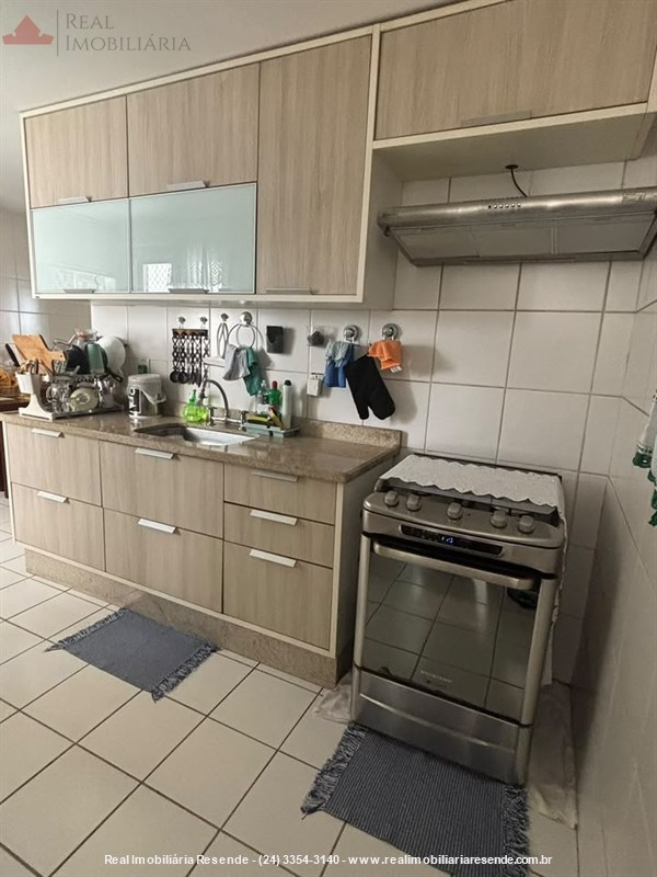 Apartamento a Venda no Comercial em Resende - Foto do Im�vel