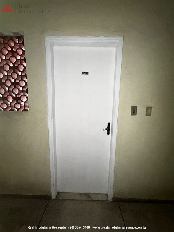 Apartamento para Alugar no Comercial em Resende - Foto do Im�vel